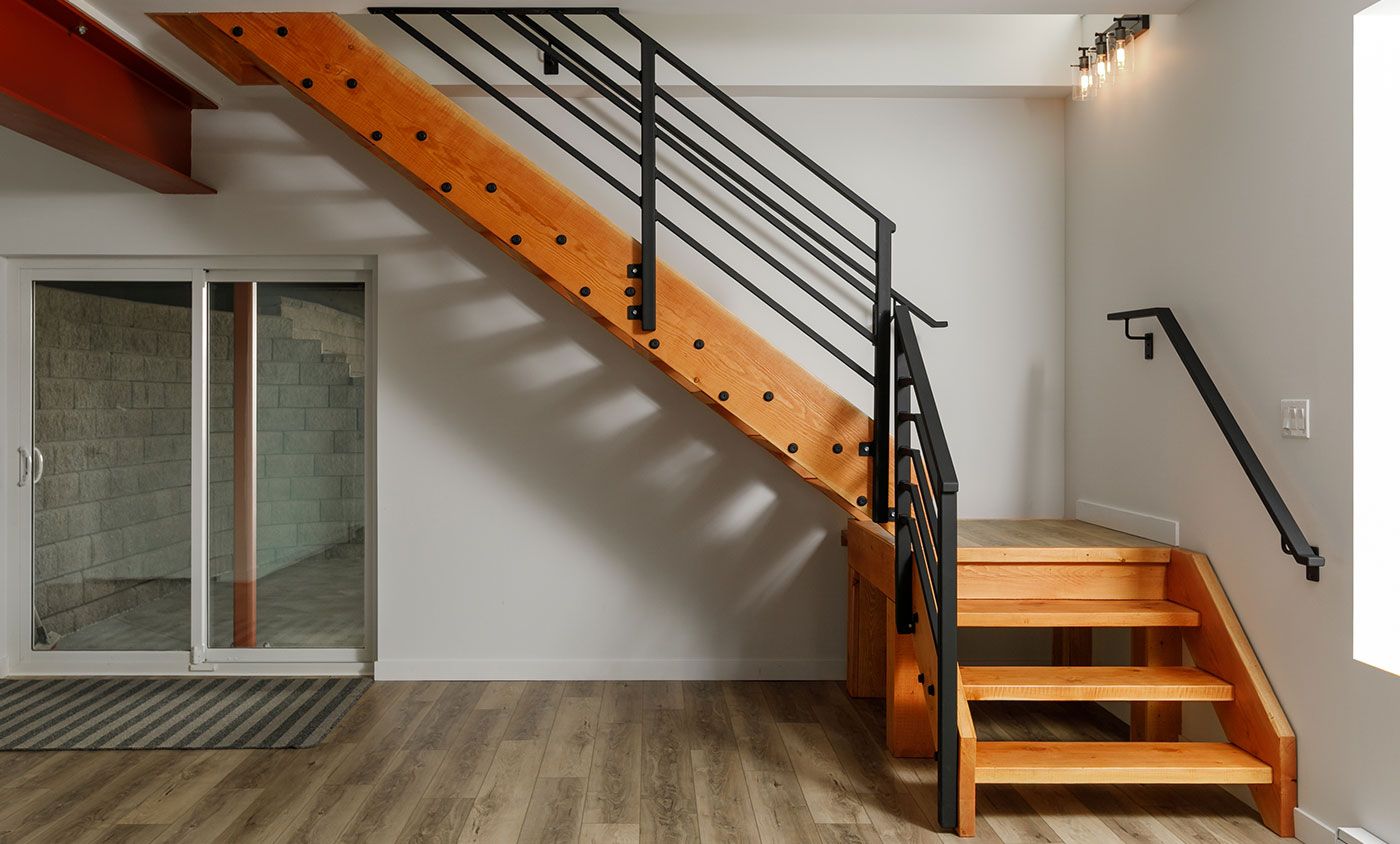custom_wood_stairs_interior_design.jpg