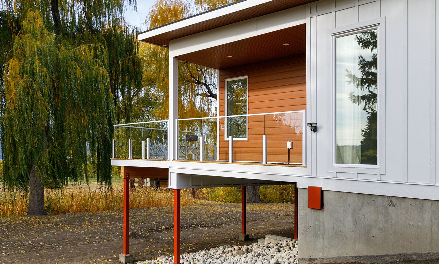 prefab_home_naramata.jpg